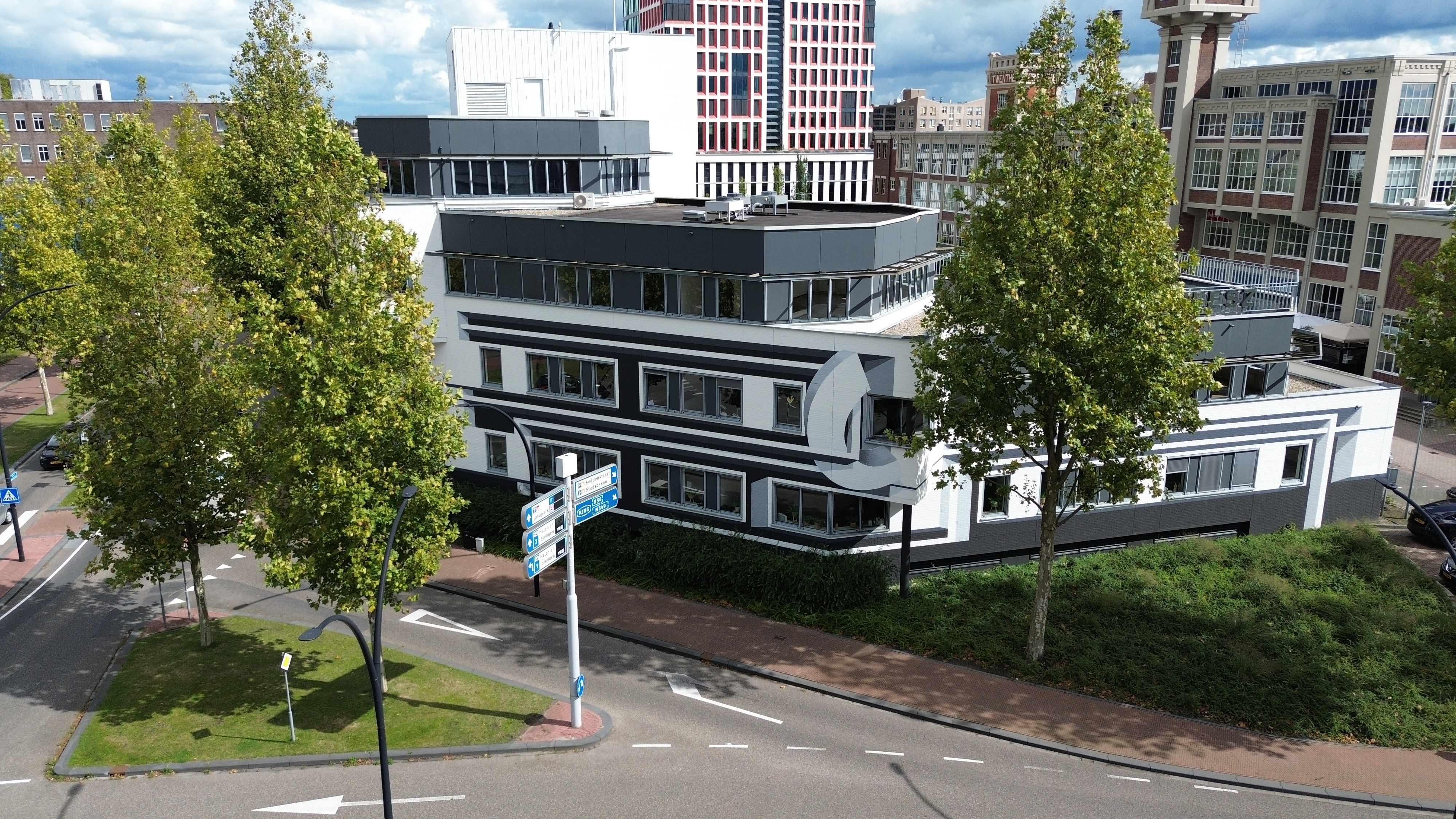 6.CampusDreesz.JPG