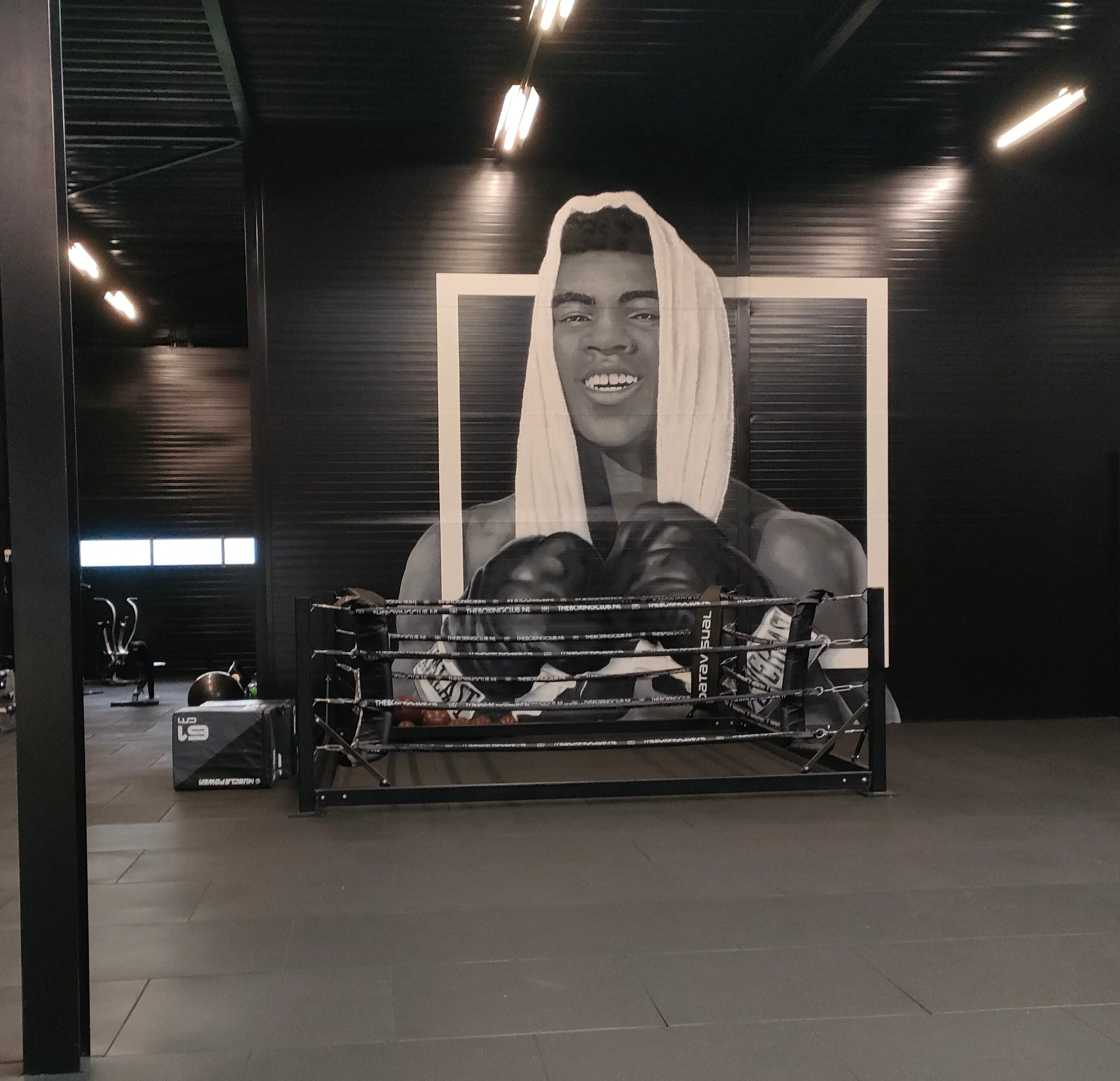 9.MuhammedAli-2.jpg